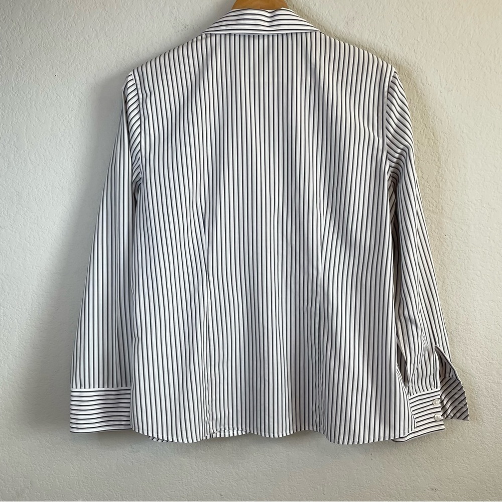 Chicos No Iron Black White Tan Stripe Button Front Long Sleeve Shirt Cotton LG - Picture 5 of 8